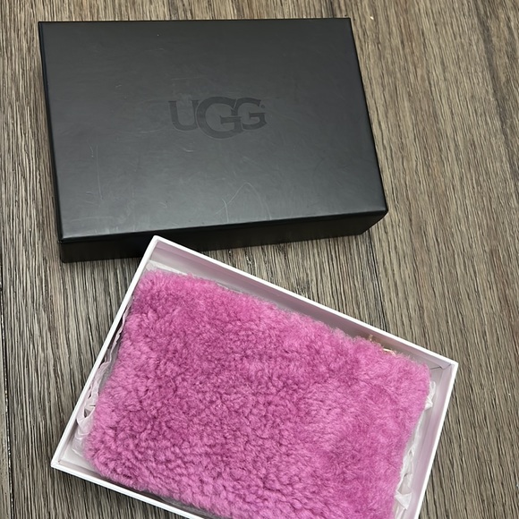 UGG Handbags - UGG Small Sheepskin Zip Pouch Lilac